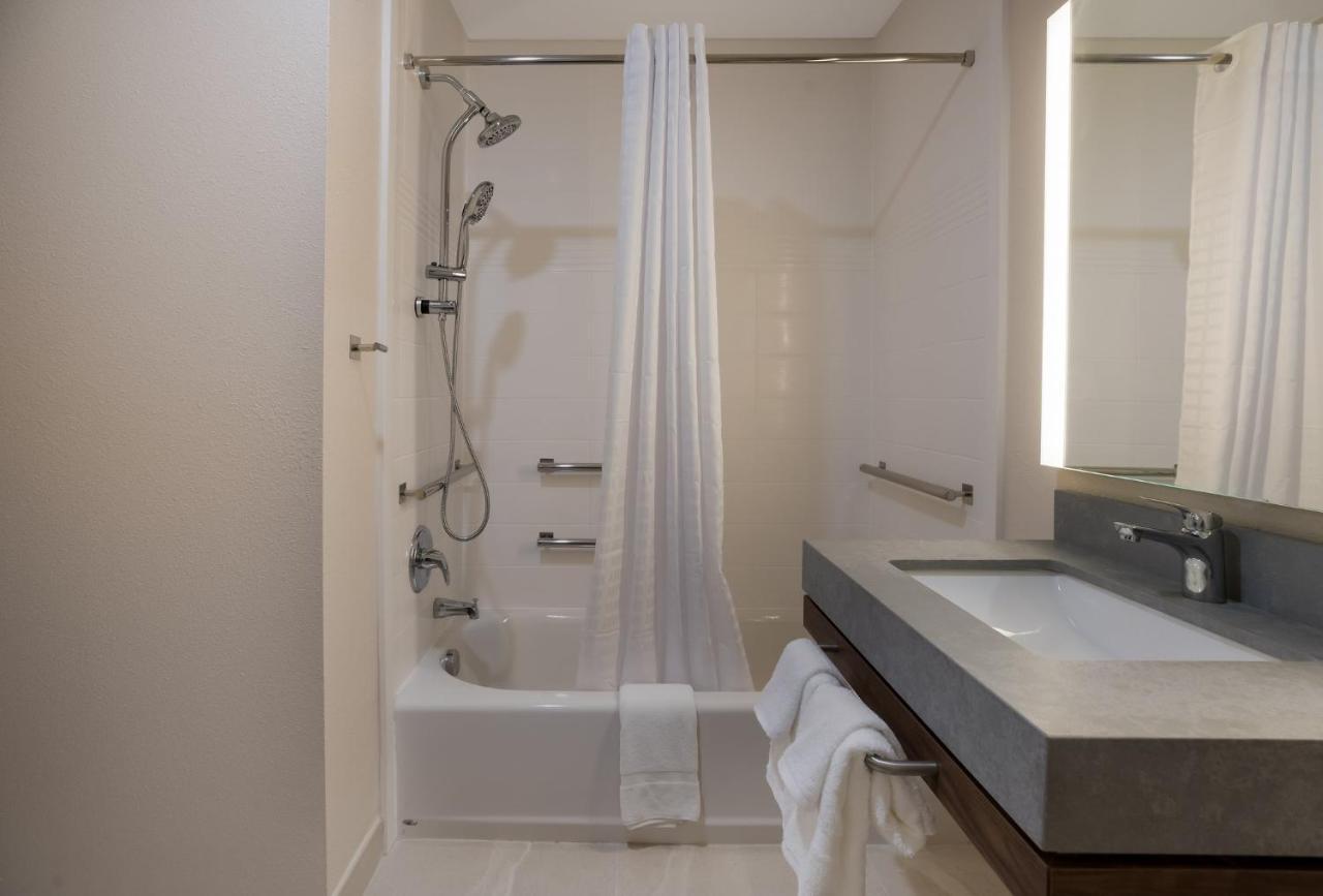 Candlewood Suites Lafayette - River Ranch By Ihg Exterior photo